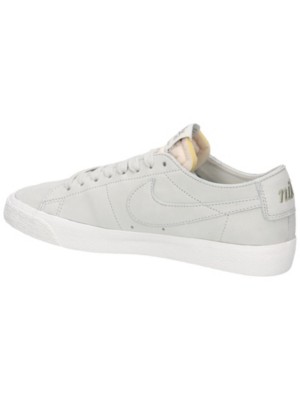 Nike blazer store low deconstructed